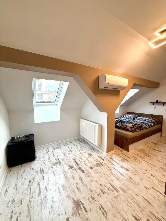 Kuriozum Vendeghaz Hotell Szeged Eksteriør bilde